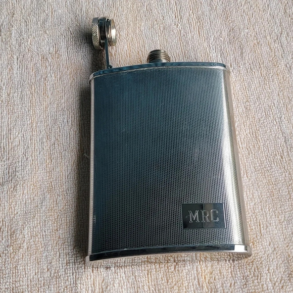 Stainless Steel Flask Mid-century  6 oz engraved initials MRC - Picture 5 of 14